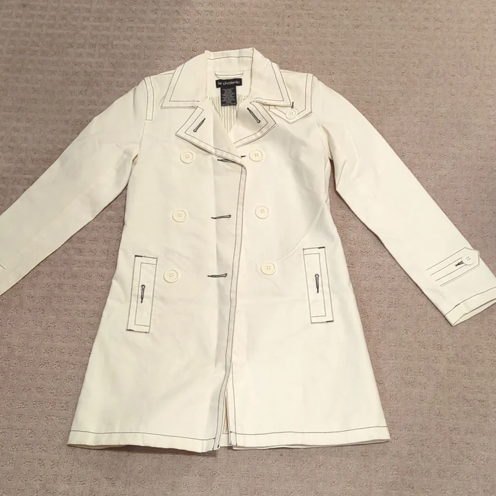 Coat - Picture 2 of 3